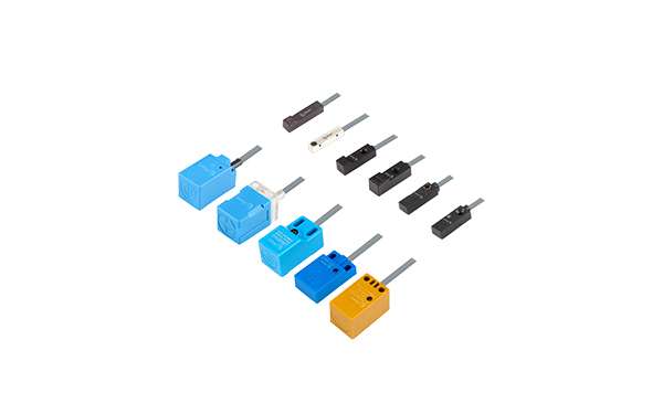 方型电感式接近传感器